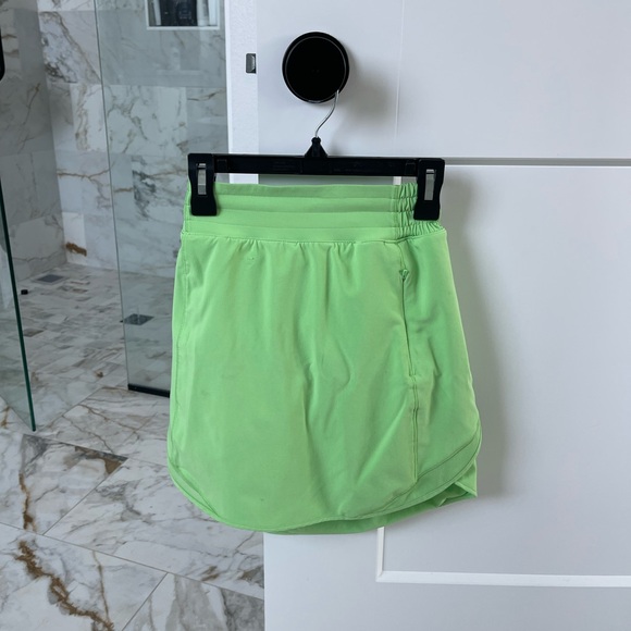 Lululemon size 2 skirt-SOLD - Picture 1 of 1